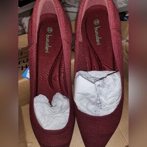 Ladies size 10w pumps